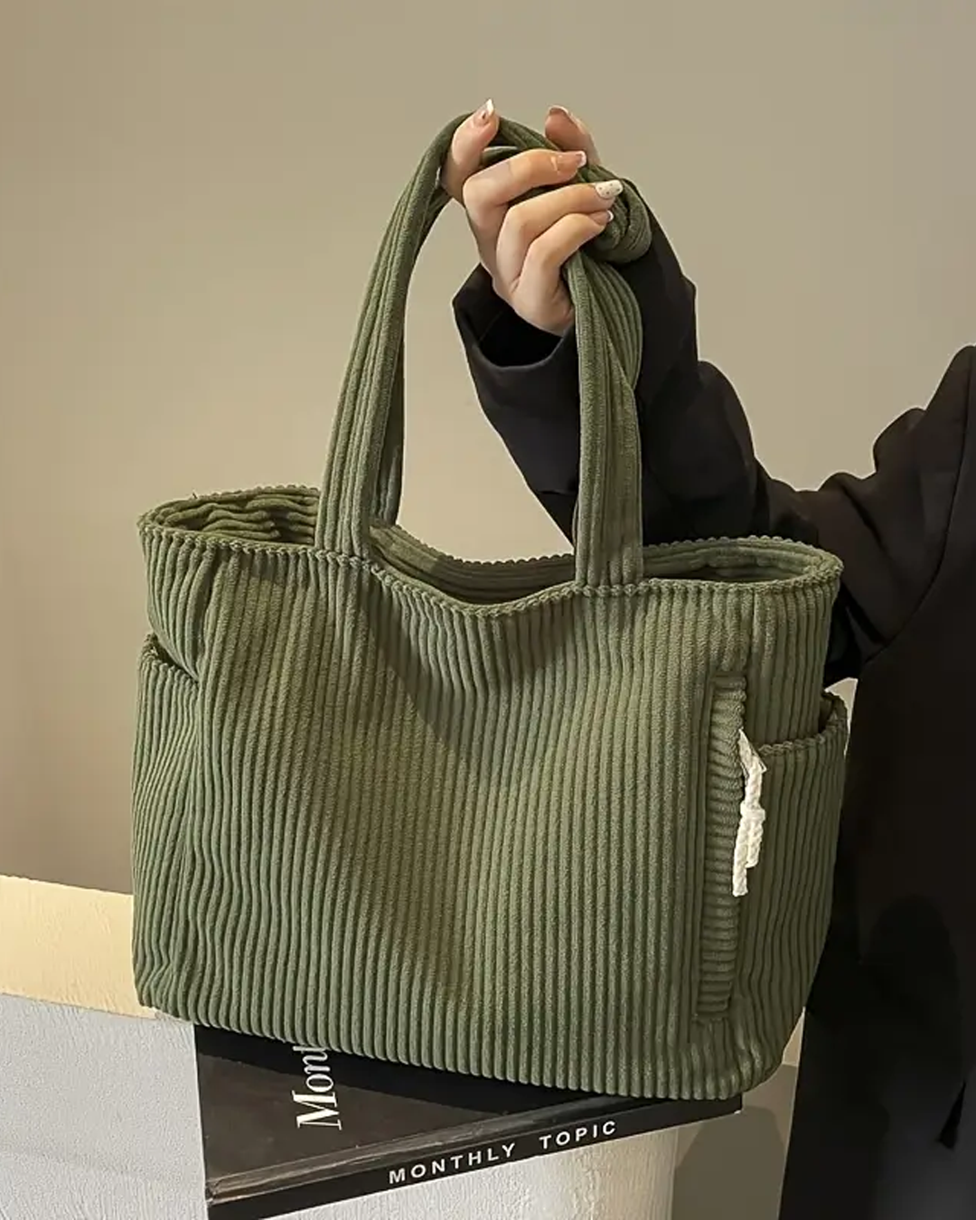 Tida | Ripped Corduroy Carry Bag