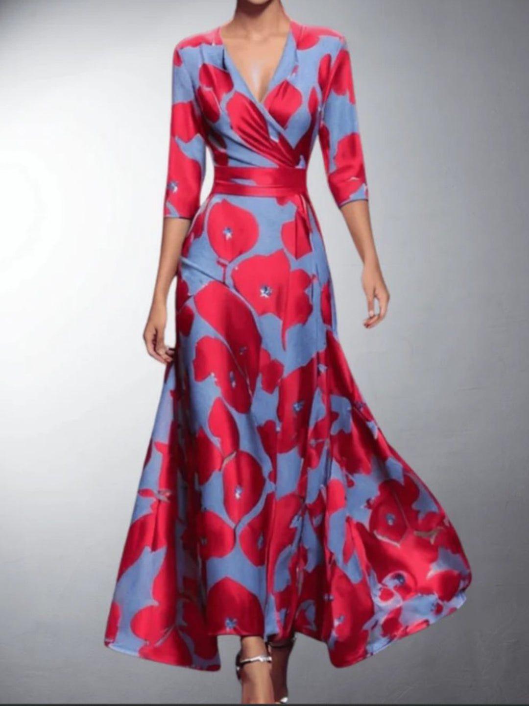 Zoe | Classic Floral V-Neck Maxi Dress