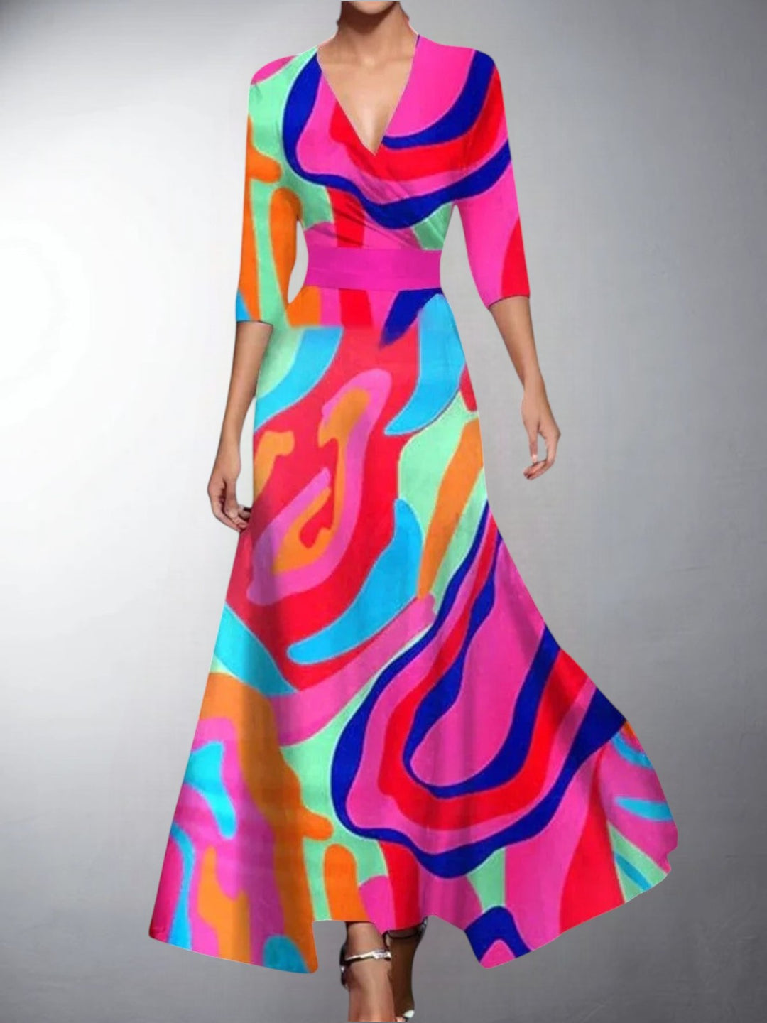 Zoe | Classic Floral V-Neck Maxi Dress