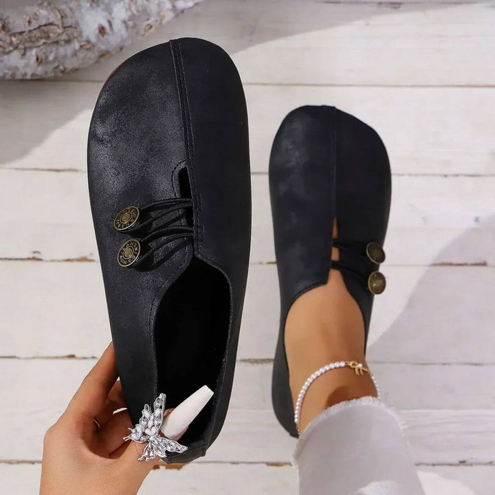 Mady | Soft and Flexible Orthopaedic Shoes