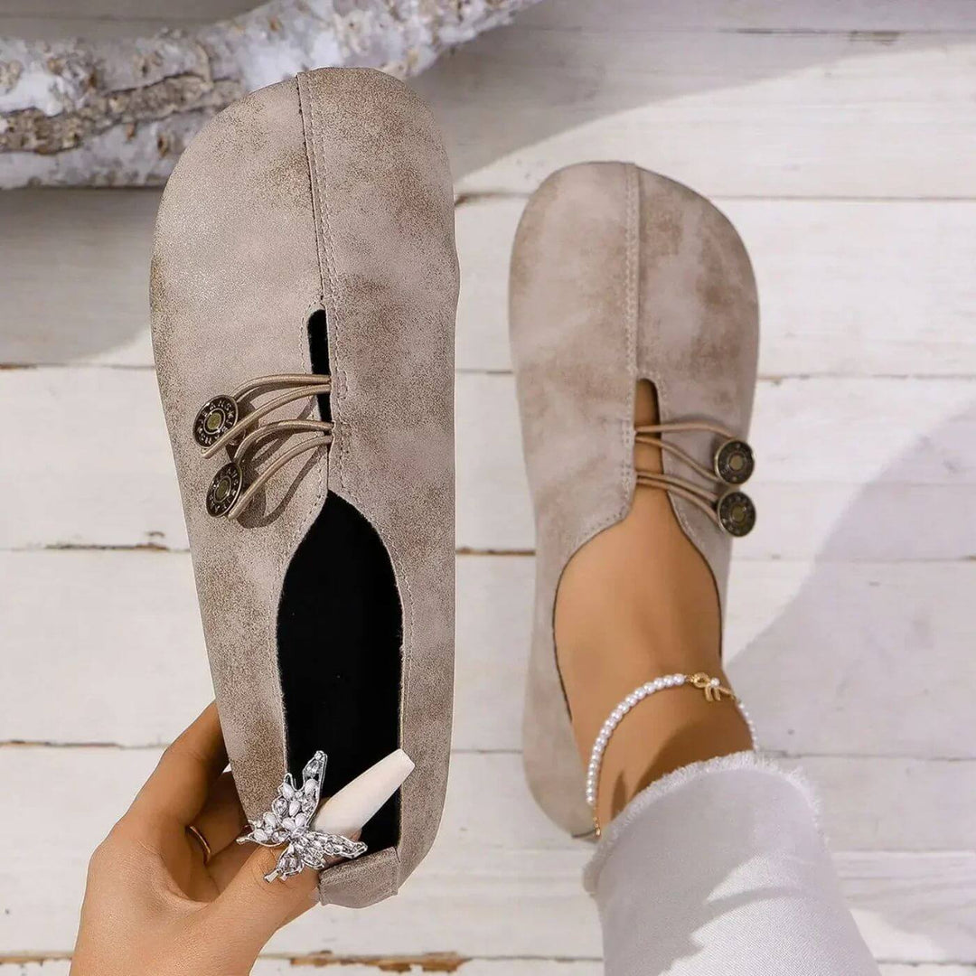 Mady | Soft and Flexible Orthopaedic Shoes