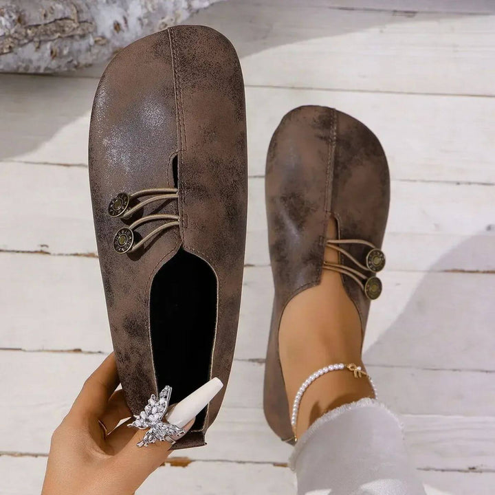Mady | Soft and Flexible Orthopaedic Shoes
