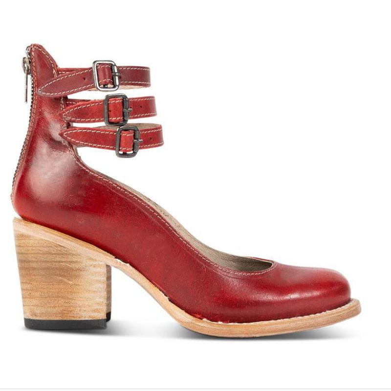 Lisa | Stylish pumps with ankle strap